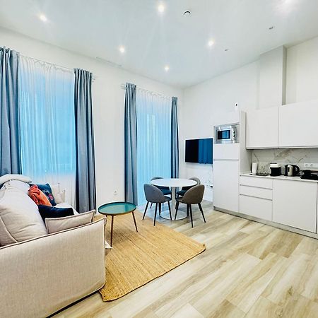 Qe Apartments Cadice Esterno foto