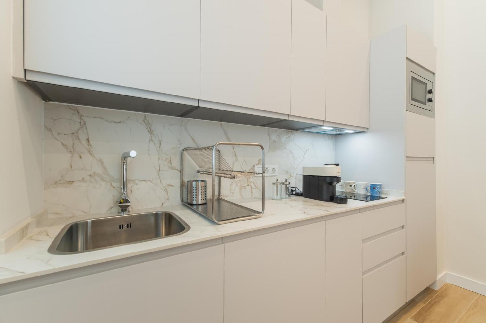 Qe Apartments Cadice Esterno foto